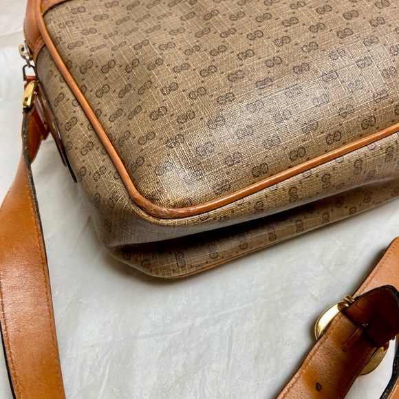 Vintage Gucci Tan Coated Canvas Shoulder-Crossbody 19.5in x 7.5in x 3In - Picture 7 of 11